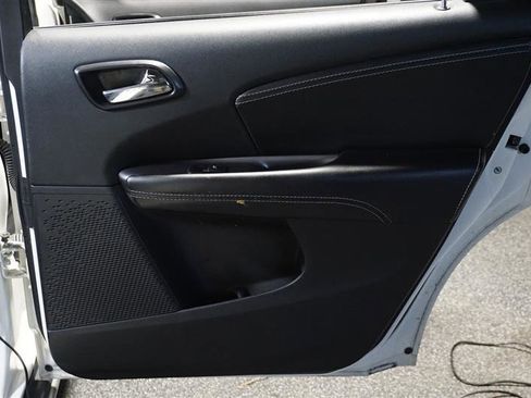 Used 2020 Dodge Journey Crossroad image 19