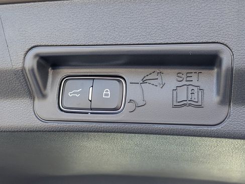 New 2026 Ford Explorer ST-Line image 14