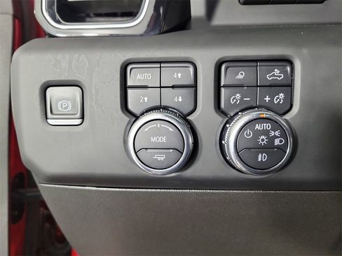 Used 2024 GMC Sierra 2500 Denali w/ Denali Reserve Package image 29