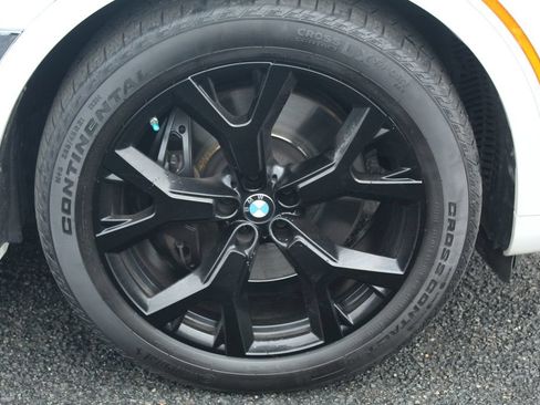 Used 2021 BMW X7 xDrive40i w/ Executive Package 2 AWD/4WD image 13