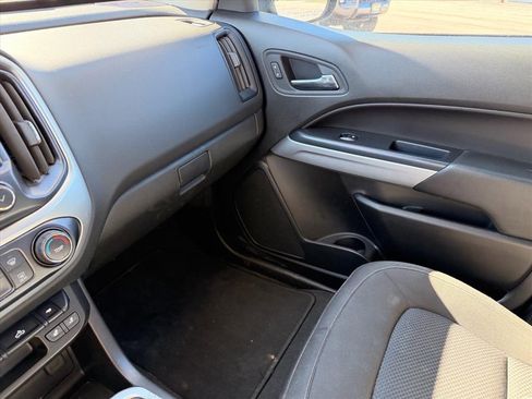 Used 2021 Chevrolet Colorado LT w/ Redline Special Edition image 15