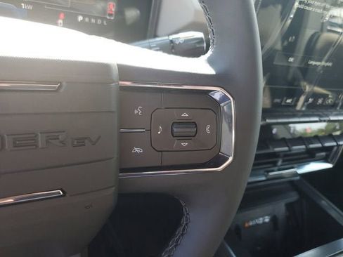 New 2026 GMC Hummer EV 4x4 Crew Cab image 28