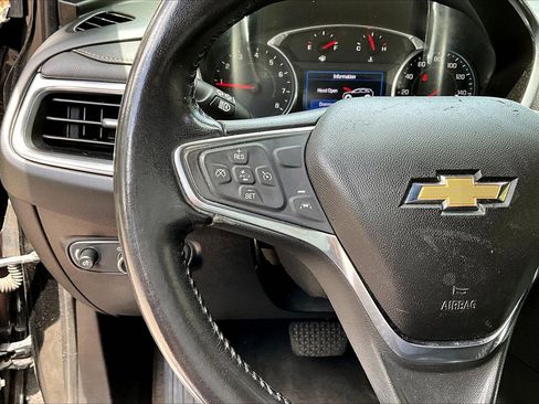 Used 2019 Chevrolet Equinox LT FWD image 10