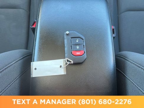 Used 2023 Jeep Wrangler Unlimited w/ 8.4" Radio Group AWD/4WD image 28