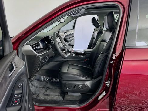 Used 2023 Jeep Grand Cherokee 4WD 4xe image 26