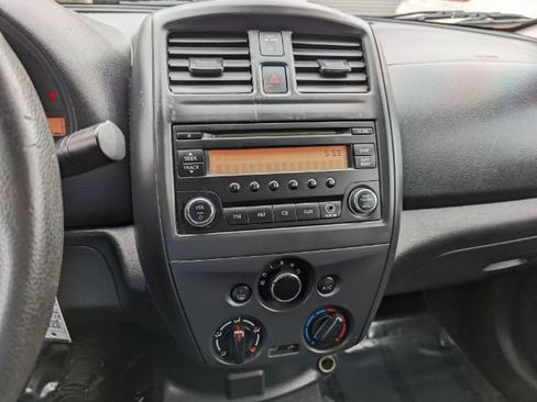 Used 2017 Nissan Versa S Plus image 22