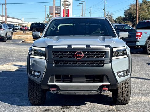 New 2026 Nissan Frontier PRO-4X w/ Pro-4x Convenience Package image 2