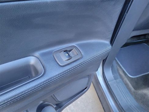 Used 2014 Ford Explorer XLT w/ Equipment Group 201A image 7