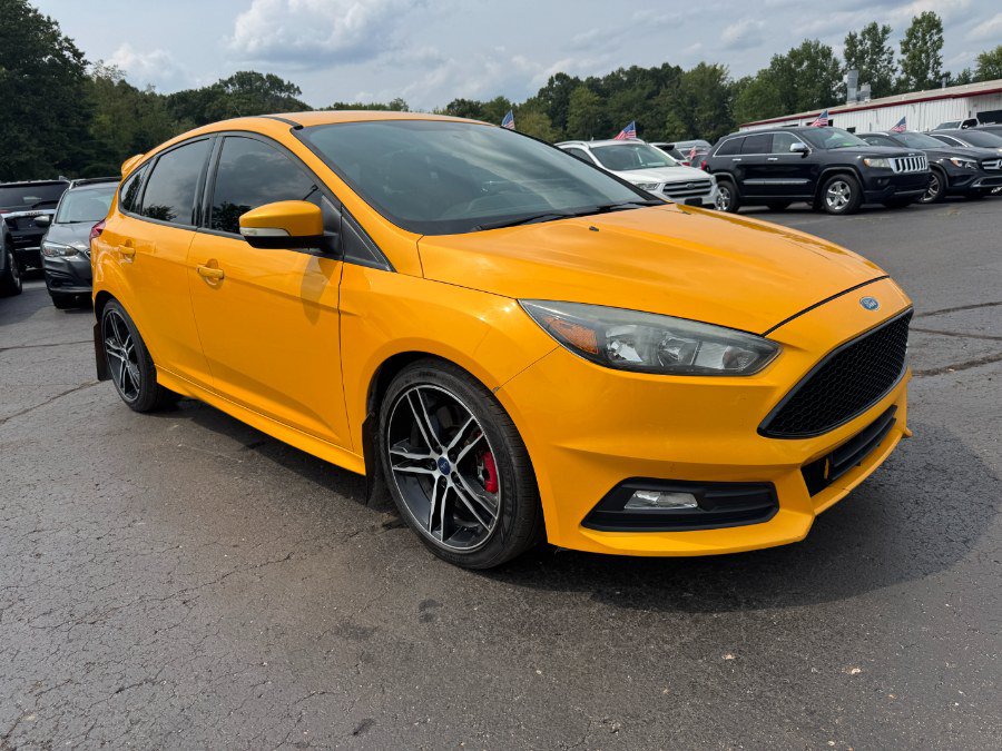 Used 2015 Ford Focus ST FWD image 7
