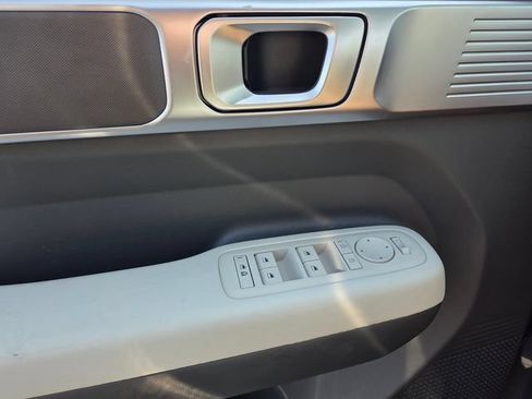 Used 2026 Hyundai Santa Fe SE FWD image 30