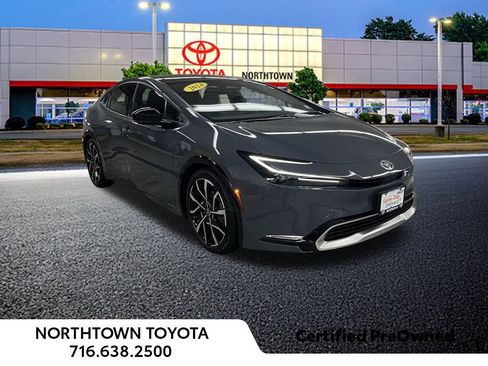 Used 2024 Toyota Prius Prime Premium image 32