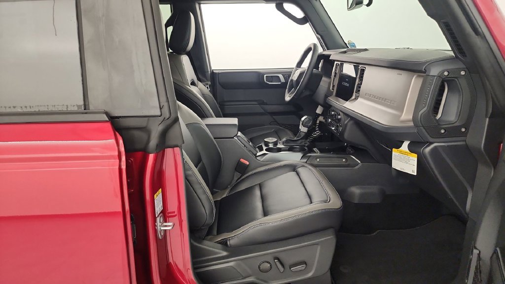 New 2026 Ford Bronco Outer Banks AWD/4WD image 30