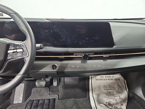 Certified 2024 Nissan Ariya AWD image 19