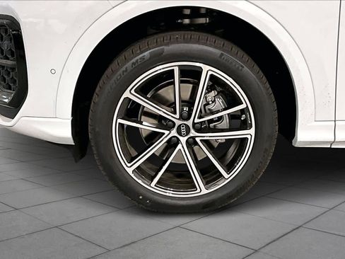 New 2026 Audi Q5 Premium Plus image 11