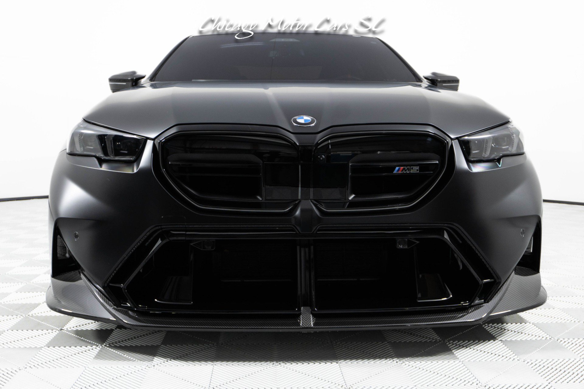 Used 2025 BMW M5 w/ Carbon Package AWD/4WD image 8