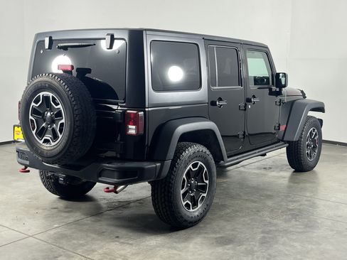 Used 2017 Jeep Wrangler Unlimited Rubicon AWD/4WD image 7
