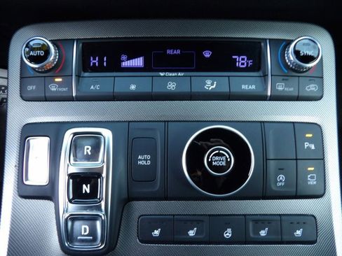 Used 2022 Hyundai Palisade Calligraphy w/ Winter Package image 27