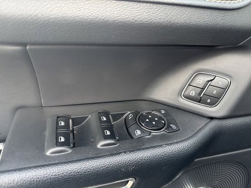 Used 2024 Ford Expedition Max XLT image 11