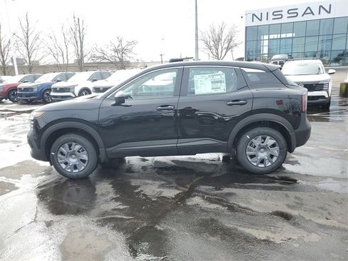 New 2026 Nissan Kicks S image 4