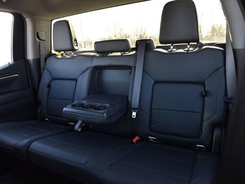 Used 2025 GMC Sierra 1500 SLT image 20