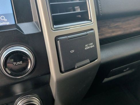 Used 2020 Ford F150 Lariat w/ Equipment Group 502A Luxury image 34