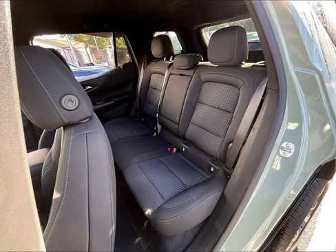 Used 2025 Chevrolet Equinox LT w/ Safety and Technology Package image 20