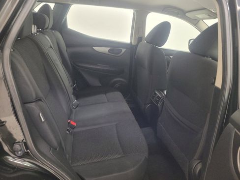 Used 2021 Nissan Rogue Sport S AWD/4WD image 19