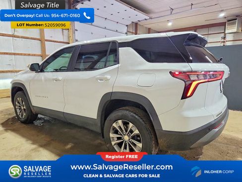 Used 2025 Chevrolet Equinox LT FWD image 3