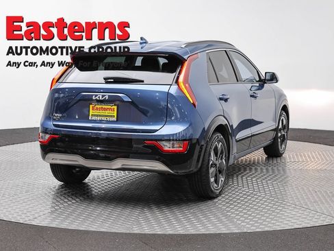 Used 2023 Kia Niro Wind w/ Wind Preserve Package FWD image 5