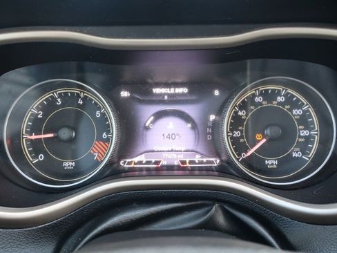 Used 2014 Jeep Cherokee Limited AWD/4WD image 34