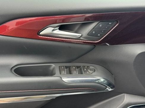 New 2026 Chevrolet Traverse RS w/ LPO, Floor Liner Package FWD image 11
