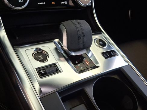 New 2024 Jaguar XF R-Dynamic SE image 13