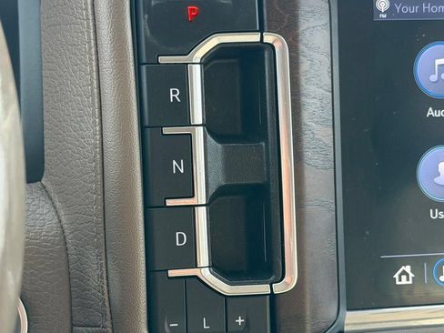 Used 2021 GMC Yukon XL Denali w/ Denali Premium Package RWD image 26