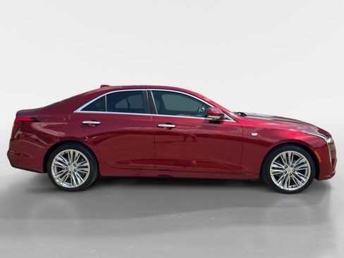 Used 2021 Cadillac CT4 Premium Luxury RWD image 7