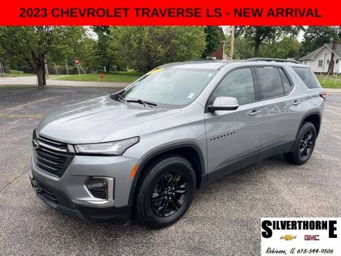 Used 2023 Chevrolet Traverse LS w/ Midnight/Sport Edition FWD image 1