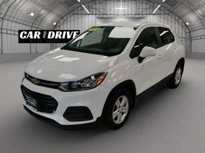 Used 2020 Chevrolet Trax LS w/ Tint and Cruise Package