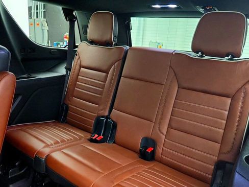 Used 2023 GMC Yukon Denali Ultimate image 23