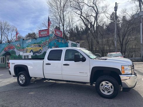 Used 2013 Chevrolet Silverado 2500 LT w/ Convenience Package image 1