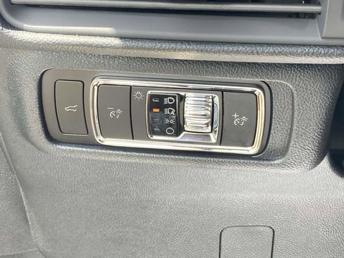 New 2025 Lincoln Corsair FWD w/ Equipment Group 101A image 27