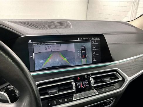 Used 2022 BMW X7 xDrive40i w/ Executive Package AWD/4WD image 16
