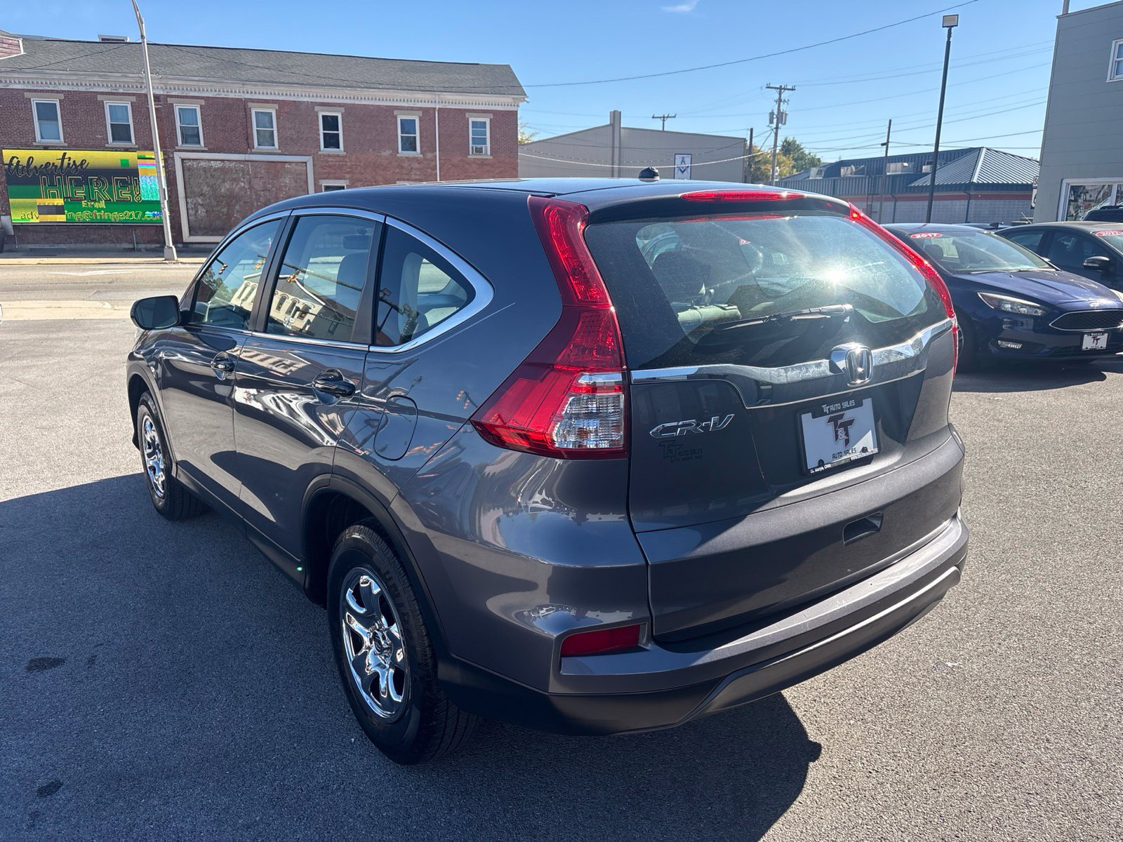 Used 2015 Honda CR-V LX image 3