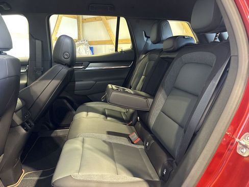 New 2026 GMC Terrain AT4 w/ Convenience Package III image 28