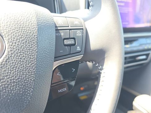Used 2026 Toyota Camry SE FWD image 20