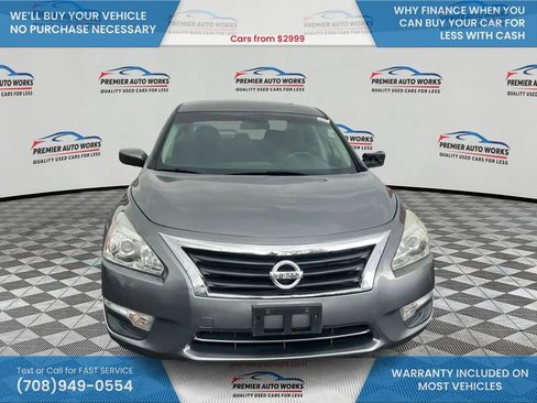 Used 2014 Nissan Altima 2.5 S w/ Sport Value Package FWD image 2