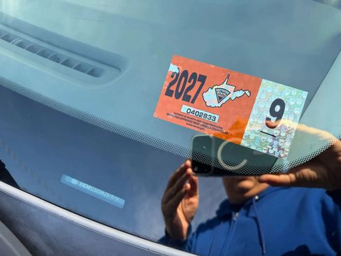 Used 2009 Kia Sedona EX w/ Luxury Pkg image 52