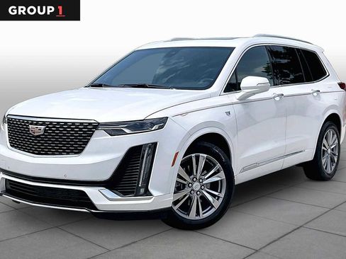Used 2024 Cadillac XT6 Premium Luxury w/ LPO, Floor Liner Package FWD image 1