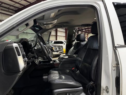 Used 2017 GMC Sierra 1500 SLT w/ SLT Premium Package image 14