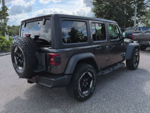 Used 2018 Jeep Wrangler Unlimited Sport S AWD/4WD image 6