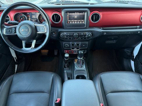 Used 2018 Jeep Wrangler Unlimited Rubicon w/ Safety Group AWD/4WD image 12