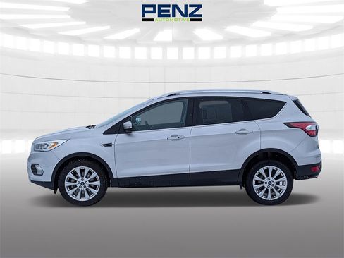 Used 2017 Ford Escape Titanium image 6